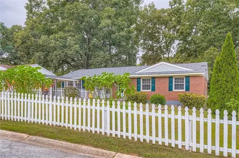 4449 Bonnie Glen Ct, Conley, GA 30288