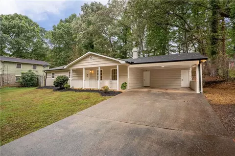 173 Jousters Ln, Lawrenceville, GA 30044