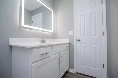 Bath - 367 Frashier Rd, Carrollton, GA 30116 photo 6 of 6