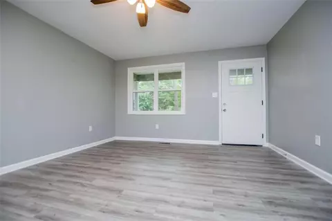 Living - 367 Frashier Rd, Carrollton, GA 30116 photo 1 of 4