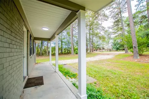 Exterior - 367 Frashier Rd, Carrollton, GA 30116 photo 4 of 11