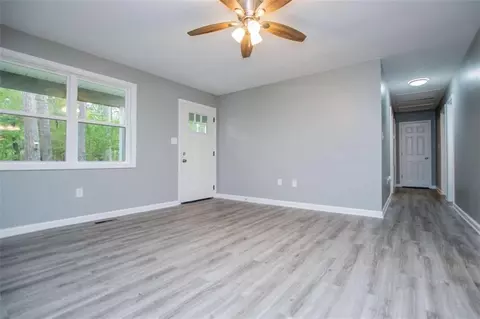 Living - 367 Frashier Rd, Carrollton, GA 30116 photo 3 of 4