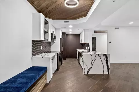 1074 Peachtree Walk NE #B106, Atlanta, GA 30309