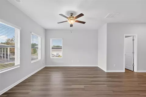 Living - 165 Ryan Ln, Covington, GA 30014 photo 2 of 3