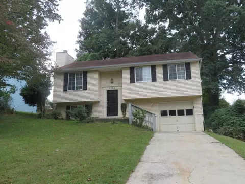 5106 Rockborough Trl, Norcross, GA 30071