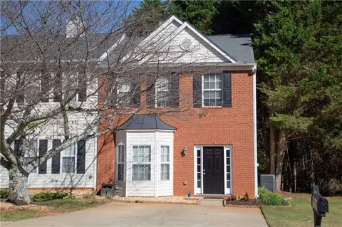 4683 Crawford Oaks Dr, Oakwood, GA 30566