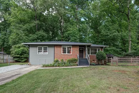 1140 Allgood Rd, Stone Mountain, GA 30083