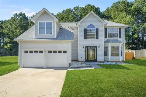 2065 Resting Creek Dr, Decatur, GA 30035