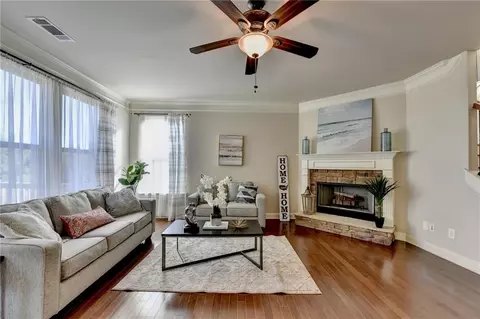 Living - 460 Espy St, Buford, GA 30518 photo 2 of 8