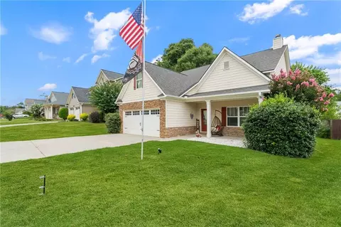 17 Penfield Dr, Cartersville, GA 30120