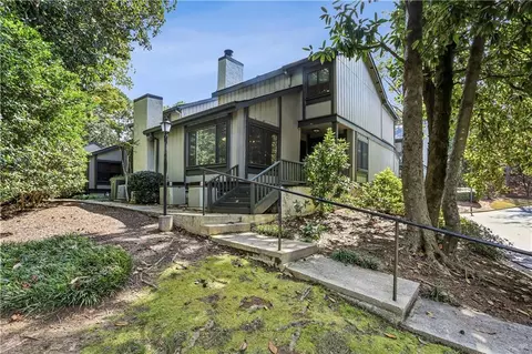 3064 Balearic Dr SE, Marietta, GA 30067
