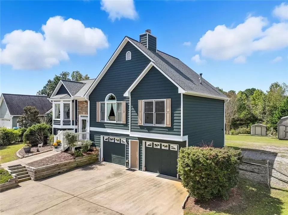 Exterior - 106 Saddle Ridge Trl, Jasper, GA 30143 photo 3 of 9
