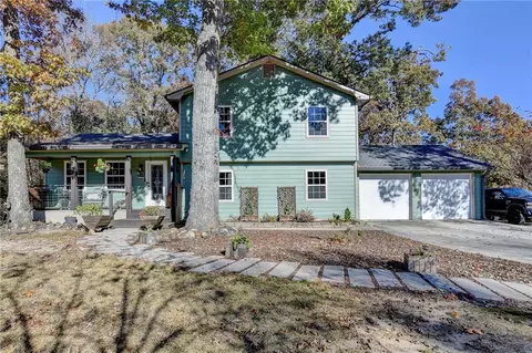 1112 Oak Grove Cir, Lawrenceville, GA 30043