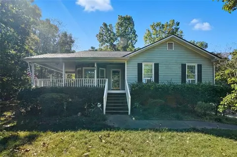 40 SE Azalea Dr SE, Cartersville, GA 30121