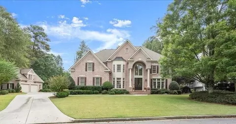 585 Meadows Creek Dr, Alpharetta, GA 30005