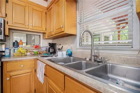 Kitchen - 488 Mcbrayer Rd, Buchanan, GA 30113 photo 3 of 4