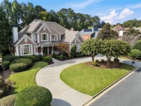 8405 Saint Marlo Fairway Dr, Duluth, GA 30097