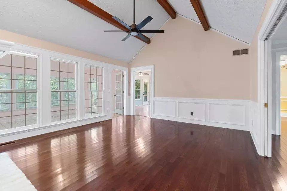 Living - 11790 Highland Colony Dr, Roswell, GA 30075 photo 7 of 7