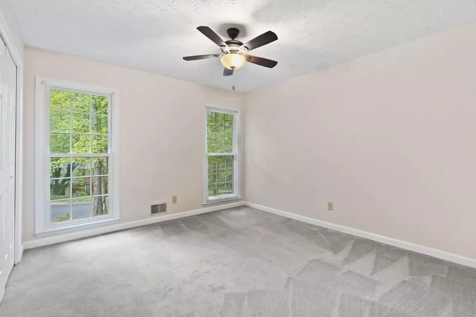 Bedroom - 11790 Highland Colony Dr, Roswell, GA 30075 photo 6 of 6