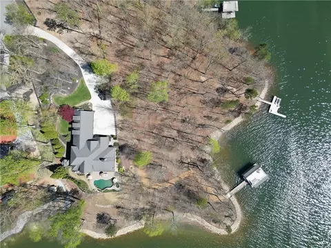 5471 Dogwood Ln, Gainesville, GA 30504