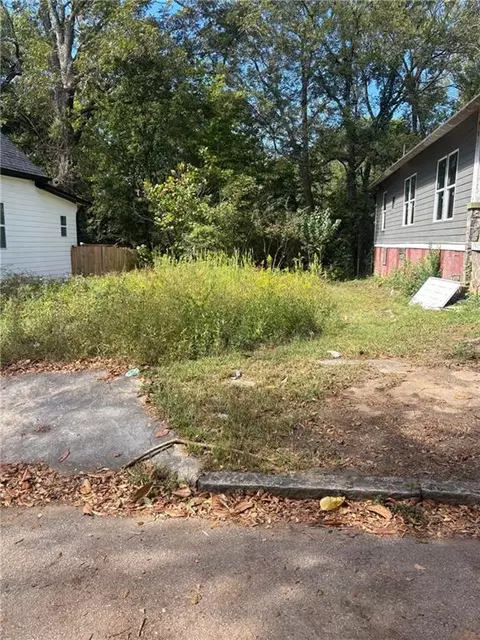 518 English Ave NW, Atlanta, GA 30318