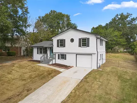 2436 Wood Valley Dr, Morrow, GA 30260