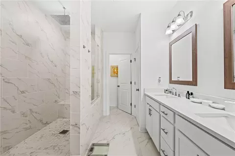 Bath - 3227 Bartee Walk, Suwanee, GA 30024 photo 2 of 7