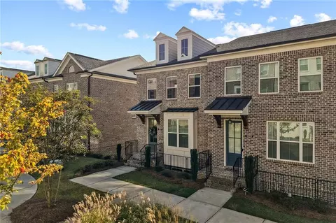 Exterior - 3227 Bartee Walk, Suwanee, GA 30024 photo 3 of 11