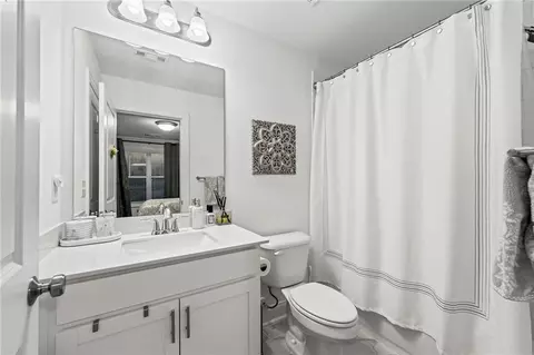 Bath - 3227 Bartee Walk, Suwanee, GA 30024 photo 7 of 7