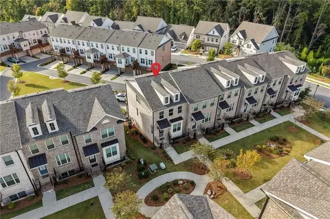 View/Area - 3227 Bartee Walk, Suwanee, GA 30024 photo 2 of 6