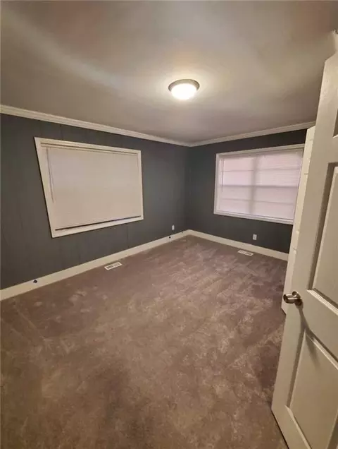 101 3rd St, Barnesville, GA 30204 photo 11