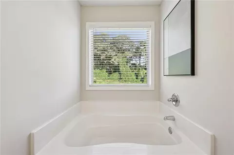 Bath - 133 Brookside Dr, Lula, GA 30554 photo 1 of 4