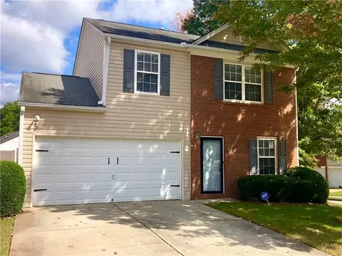 423 Royal Oak Dr, Acworth, GA 30102