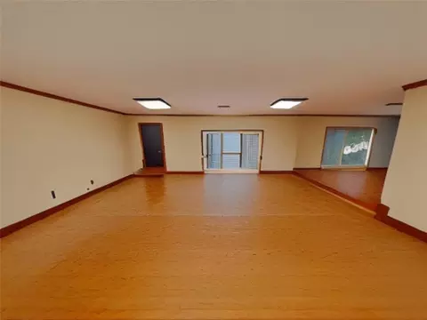 Living - 2565 Fairview Rd, Covington, GA 30016 photo 3 of 5