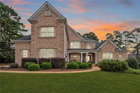 415 Oxmoor Lake Dr, Mcdonough, GA 30252