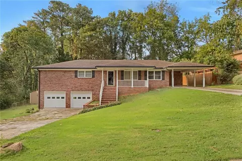 68 Christine Dr, Marietta, GA 30066