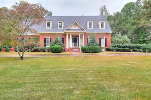 600 River Cove Rd, Social Circle, GA 30025