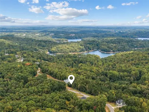 6930 Crestline Dr, Dawsonville, GA 30534
