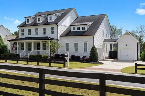 755 Hembree Rd, Roswell, GA 30076