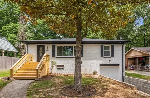 208 Silver Springs Cir SW, Atlanta, GA 30310