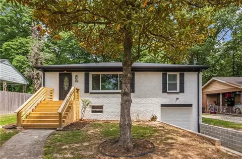 208 Silver Springs Cir SW, Atlanta, GA 30310