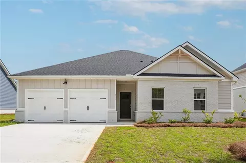 204 Orwell Dr, Social Circle, GA 30025