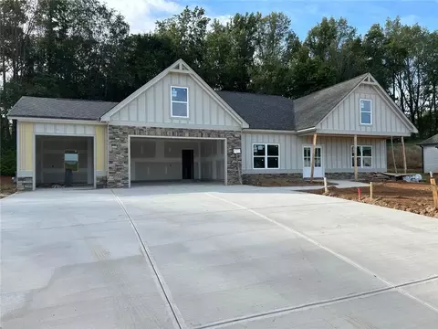 94 Barnwood Pointe Pointe, Dallas, GA 30132