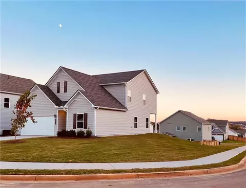 539 Summerfield Ln, Cartersville, GA 30120