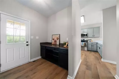 Entry Way - 1 Heather Cir, Cave Spring, GA 30124 photo 3 of 3