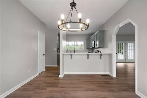 Entry Way - 1 Heather Cir, Cave Spring, GA 30124 photo 1 of 3