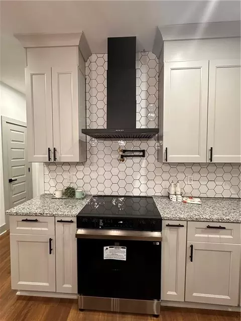 135 Eleanor Dr, Covington, GA 30016 photo 6