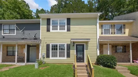 6964 Oakhill Cir, Austell, GA 30168