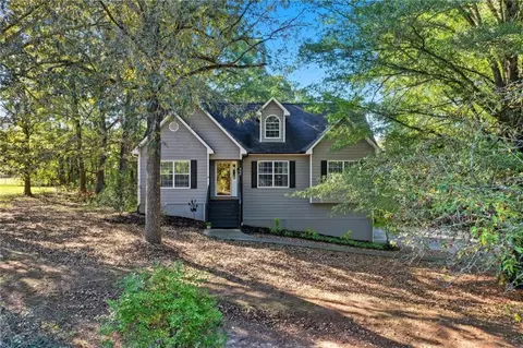 309 Amberwood Ct, Euharlee, GA 30145