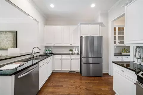 5139 Peachtree Rd, Chamblee, GA 30341 photo 8